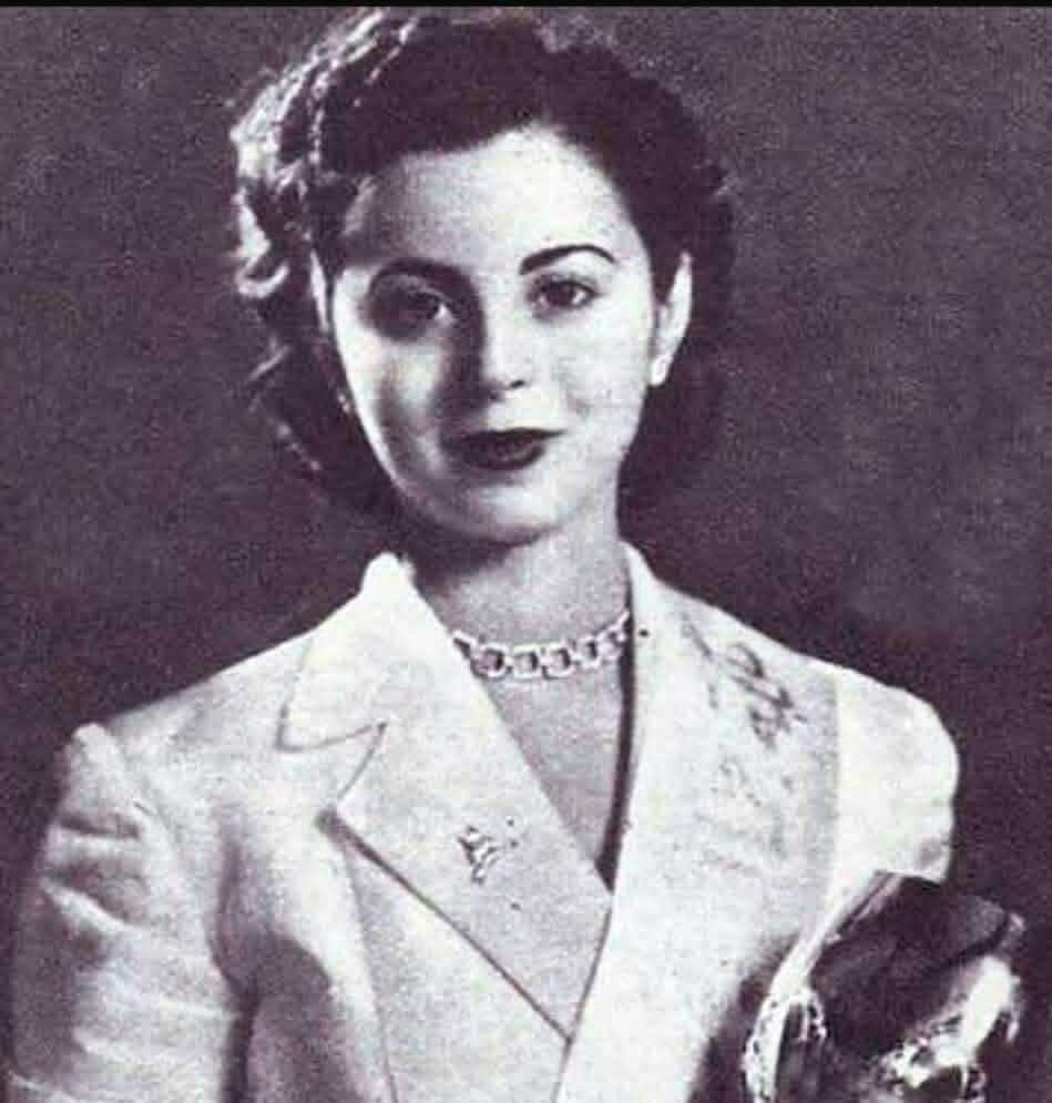 ليلى تريز توما ملكة الجمال السوري رائدة مرحلة وعنوان بدأت الحياة الاجتماعية ربما وتبقى قصة مجرد فقط واحد إلى الواجهة