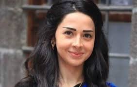 تعود الفنانة تاج حيدر إلى التمثيل في مسلسل أنا وهي وهيا لقطة قريبة واحدة ونبرة صوت من ذاكرة المشاهد العربي