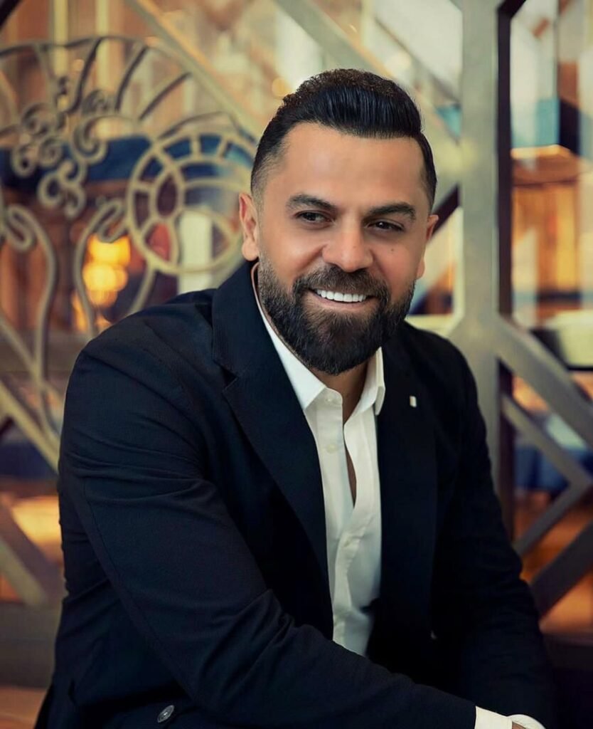 المطرب السوري وفيق حبيب يطلق أغنيته الجديدة مجنون الحنية على يوتيوب ومواقع التواصل الاجتماعي وهي من ألحان علي حسون وكلمات عامر لاوند