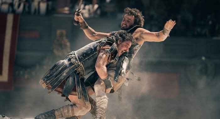 نال فيلم غلادياتور2 استحسان النقاد وهو من بطول بول ميسكال ودينزل واشنطن اللذان أدا أداءاً مميزاً بشهادة كاثالينا كومبس