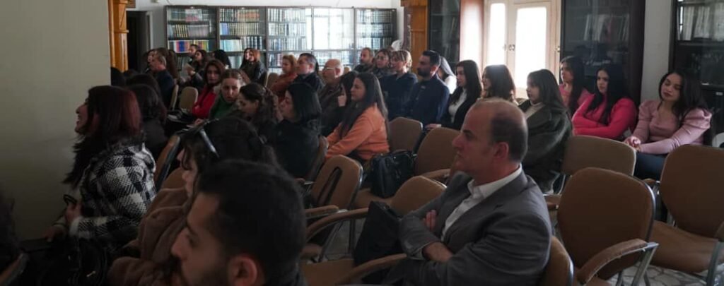 البعيش مديرة العلاقات العامة في أنامورفك طرحت أمثلة واقعية من مسلسلات وأفلام والحالات الواقعية وحالة التنفس وعدم إدراك المحامي لتأثير السلوك